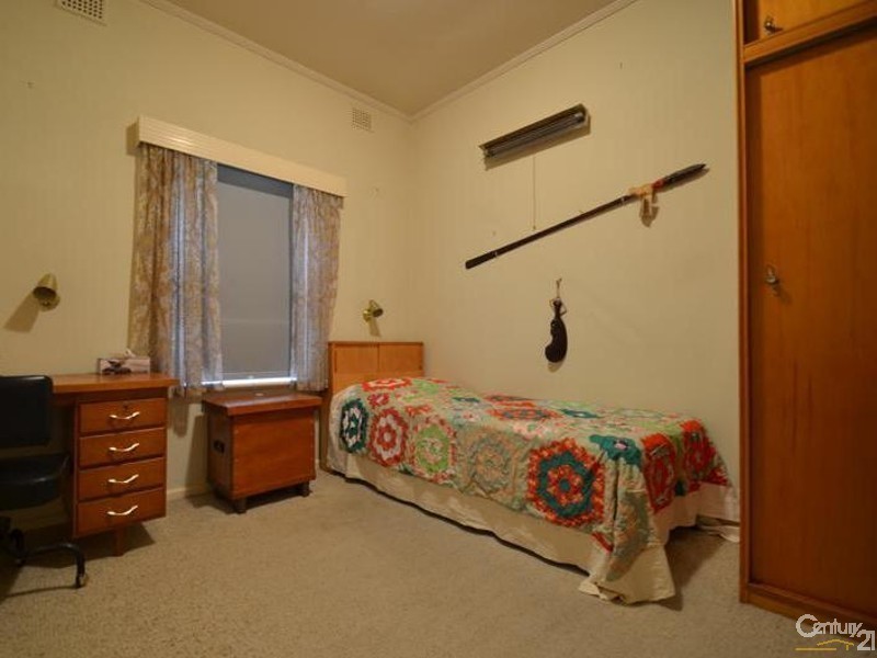 27 Benny Crescent, South Brighton SA 5048