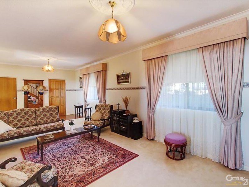 3 Wookata Cres, Seaview Downs SA 5049