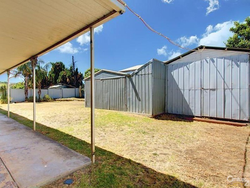 22 Seacombe Road, Darlington SA 5047