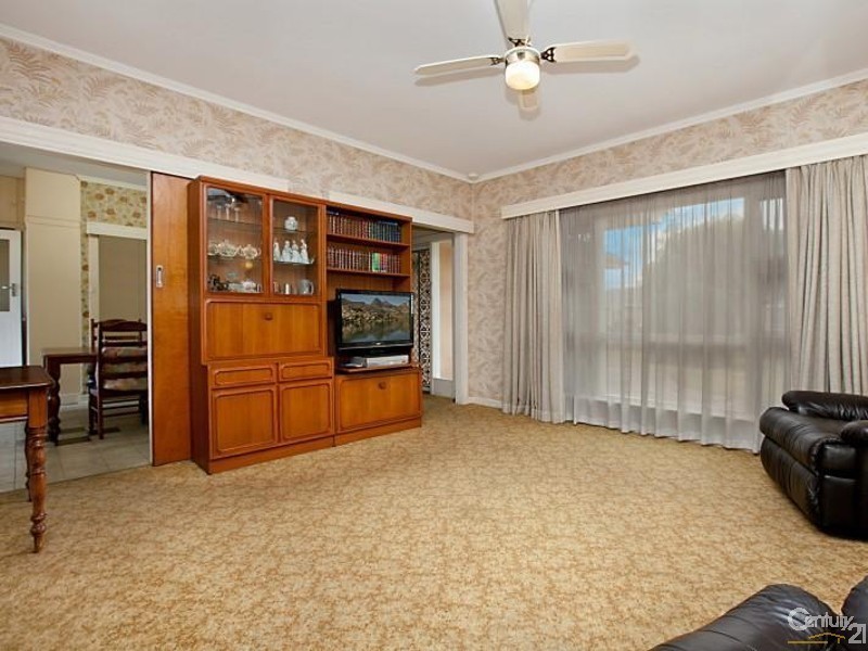 6 Essex Street, Brighton SA 5048