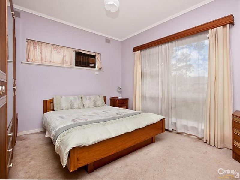 6 Essex Street, Brighton SA 5048