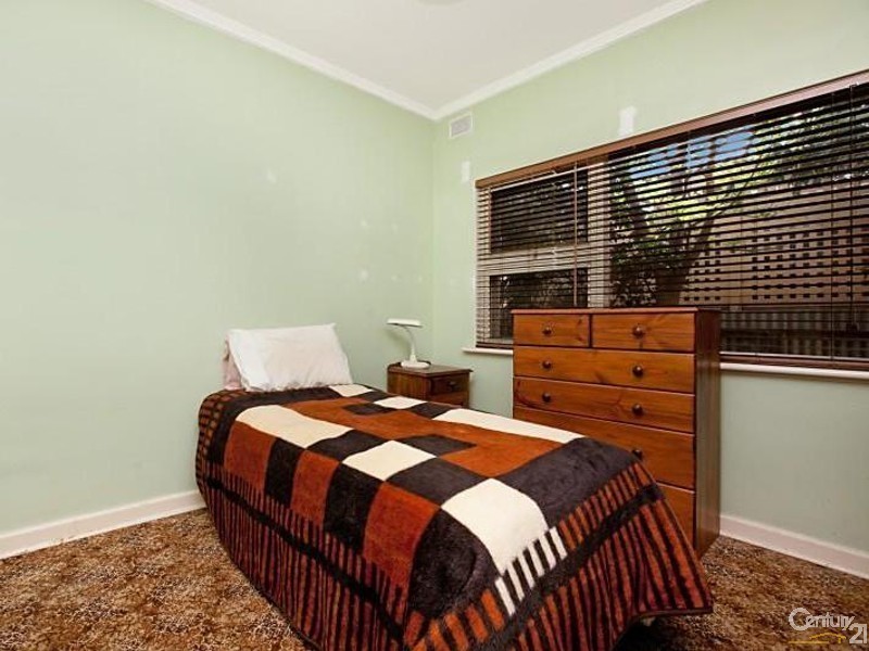 6 Essex Street, Brighton SA 5048