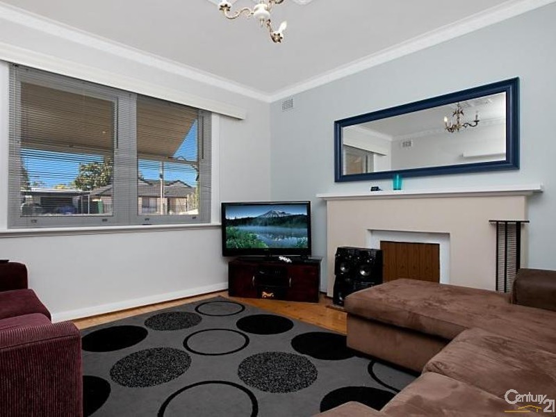 3 Raymond Ave, Seaton SA 5023