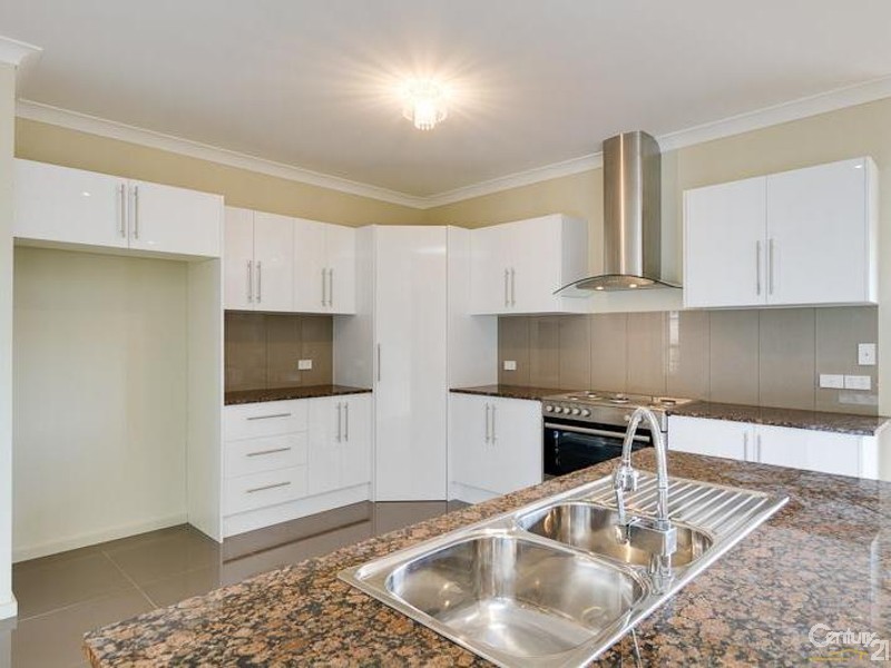 2 Mariner Drive, Sheidow Park SA 5158