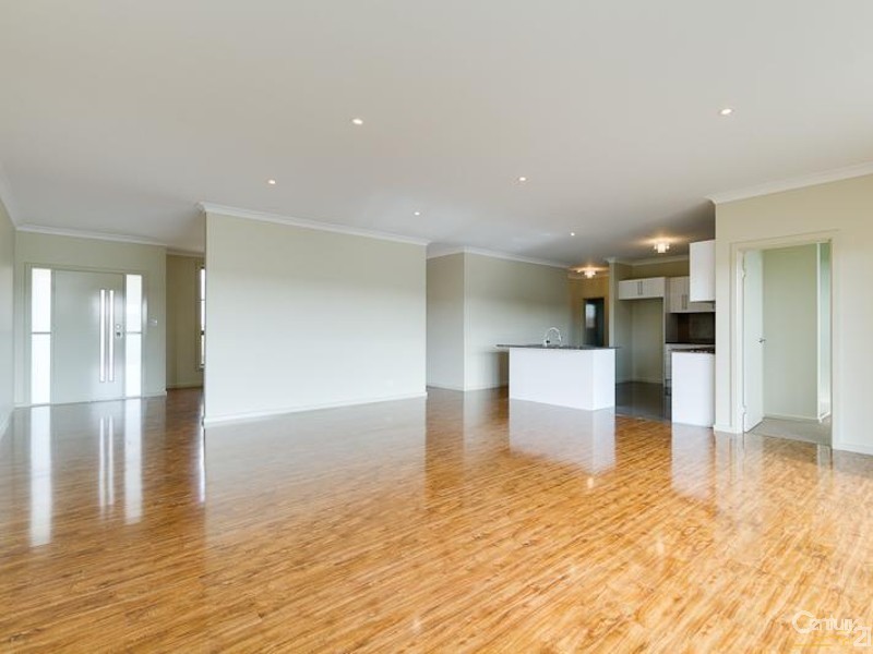 2 Mariner Drive, Sheidow Park SA 5158