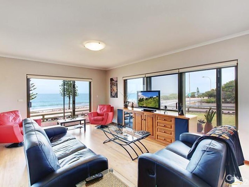 12 Esplanade, Christies Beach SA 5165
