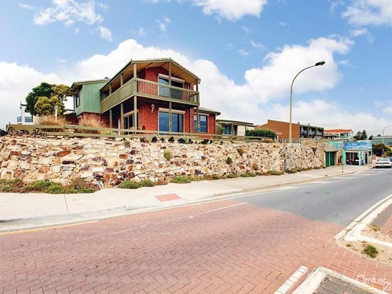 12 Esplanade, Christies Beach SA 5165