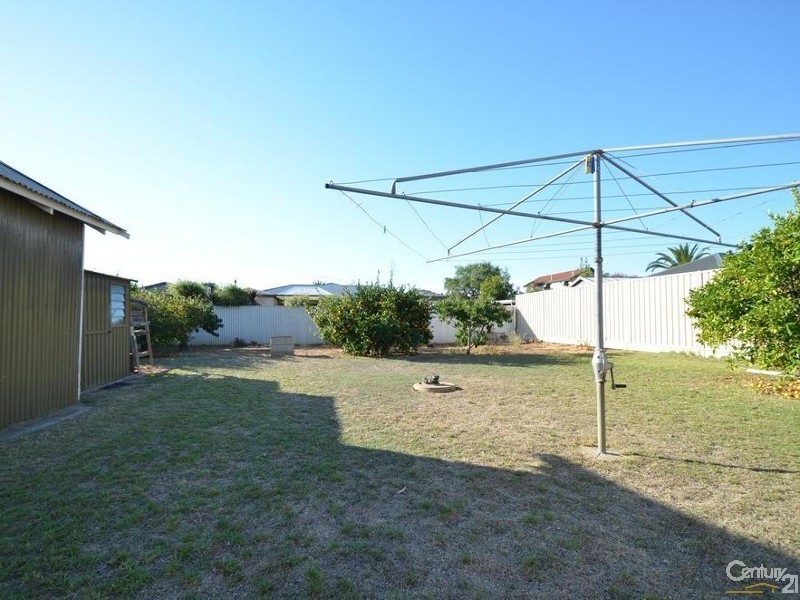 1 Wyndham Street, Warradale SA 5046