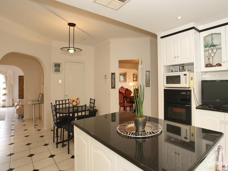 6 Gamma Crescent, Panorama SA 5041