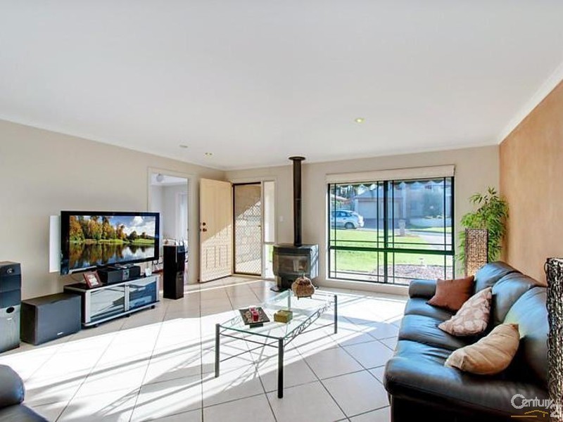 4 Brampton Court, Hallett Cove SA 5158