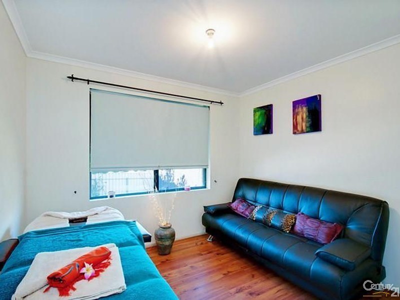 4 Brampton Court, Hallett Cove SA 5158