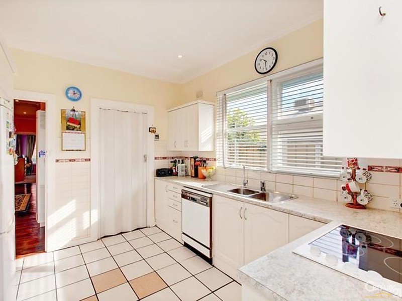 20 Hulbert Street, Hove SA 5048