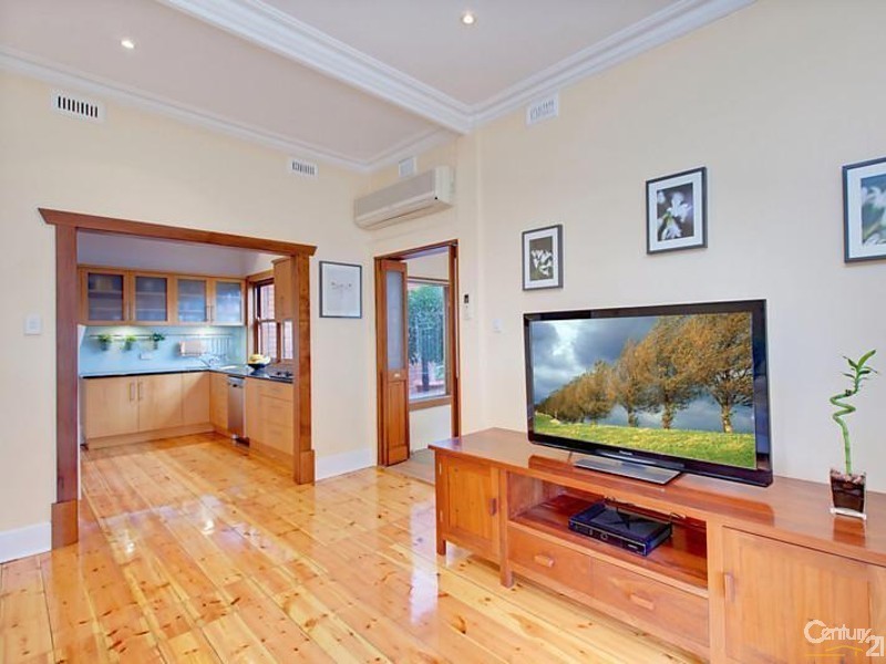 10 Oraston Avenue, Brighton SA 5048