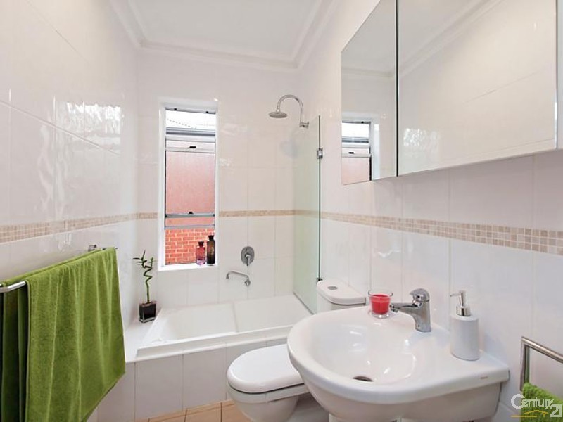 10 Oraston Avenue, Brighton SA 5048