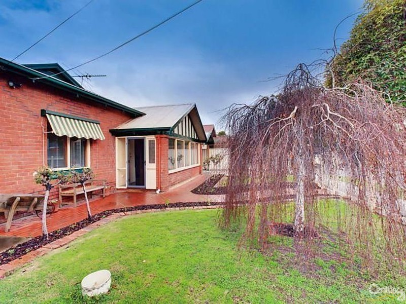 10 Oraston Avenue, Brighton SA 5048