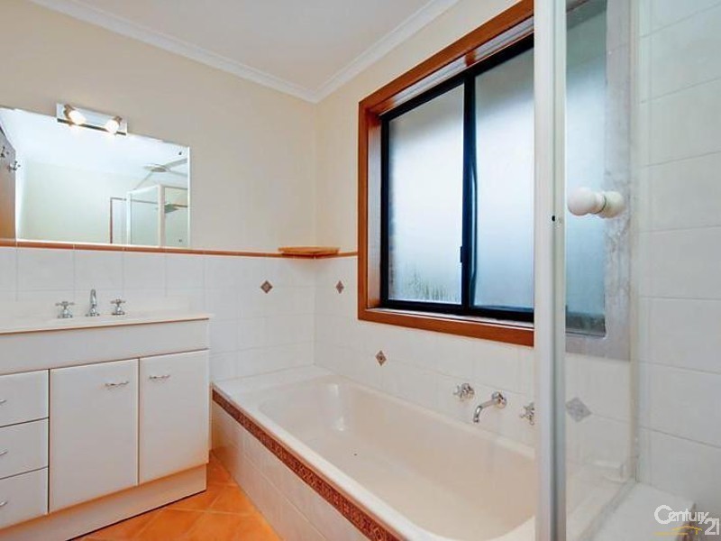 14 Monterey Court, Happy Valley SA 5159