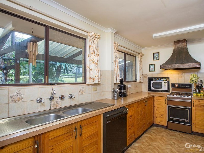 4 Pavana Avenue, Hallett Cove SA 5158