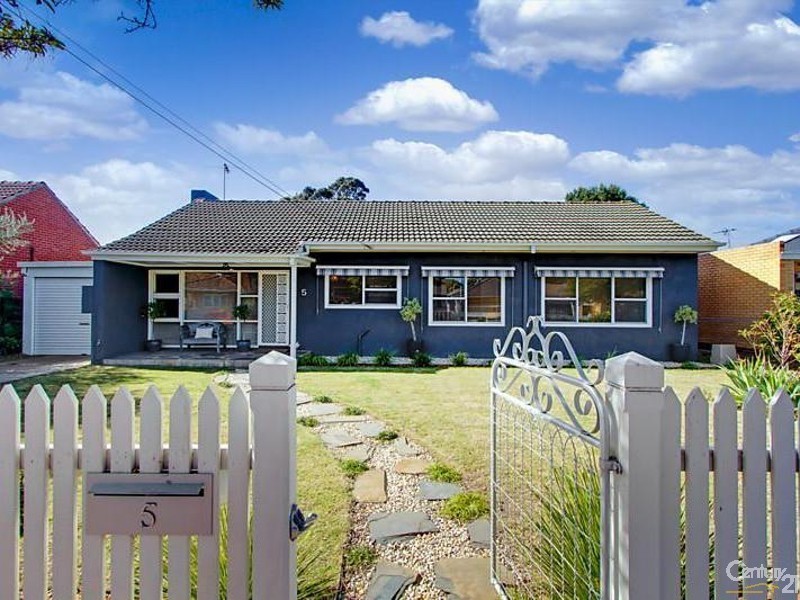5 Roberts Street, Brighton SA 5048