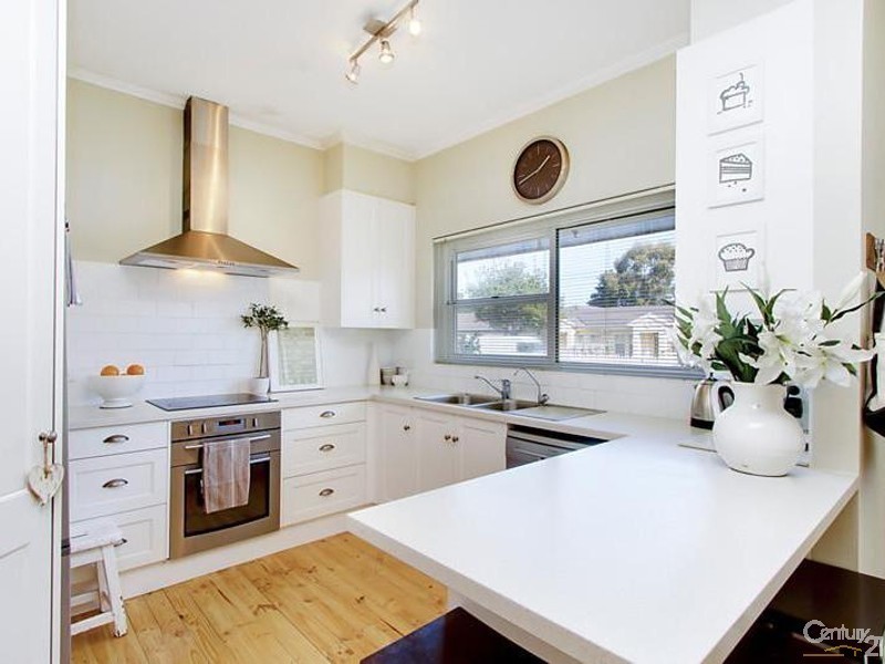 5 Roberts Street, Brighton SA 5048