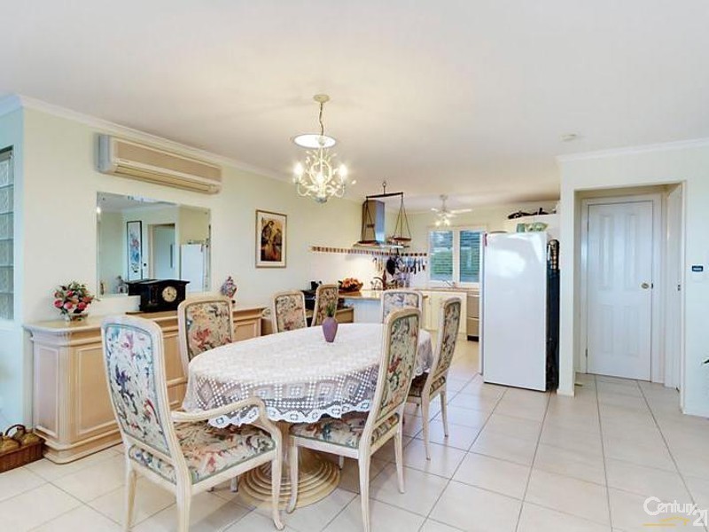 2/42 Esplanade, Christies Beach SA 5165