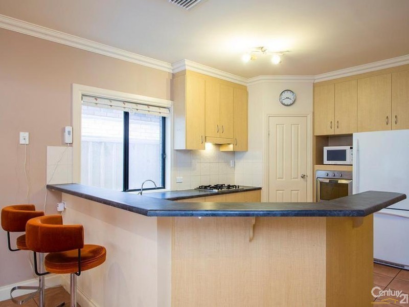 33 Dalkeith Avenue, Dover Gardens SA 5048