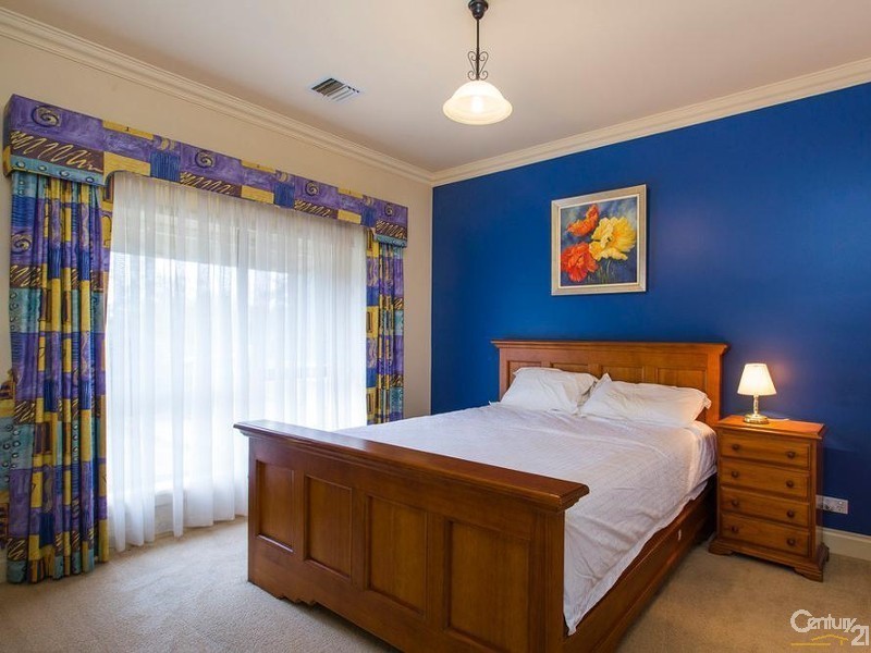 33 Dalkeith Avenue, Dover Gardens SA 5048