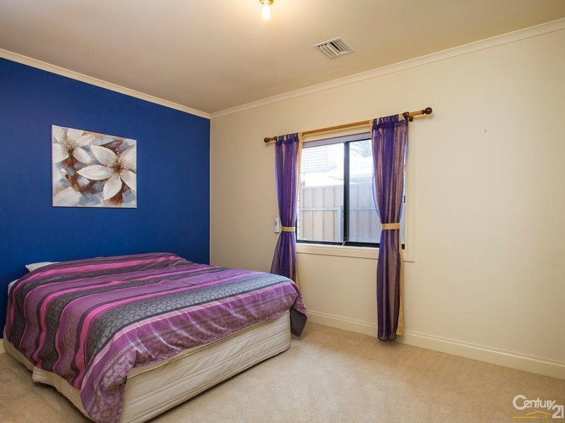 33 Dalkeith Avenue, Dover Gardens SA 5048