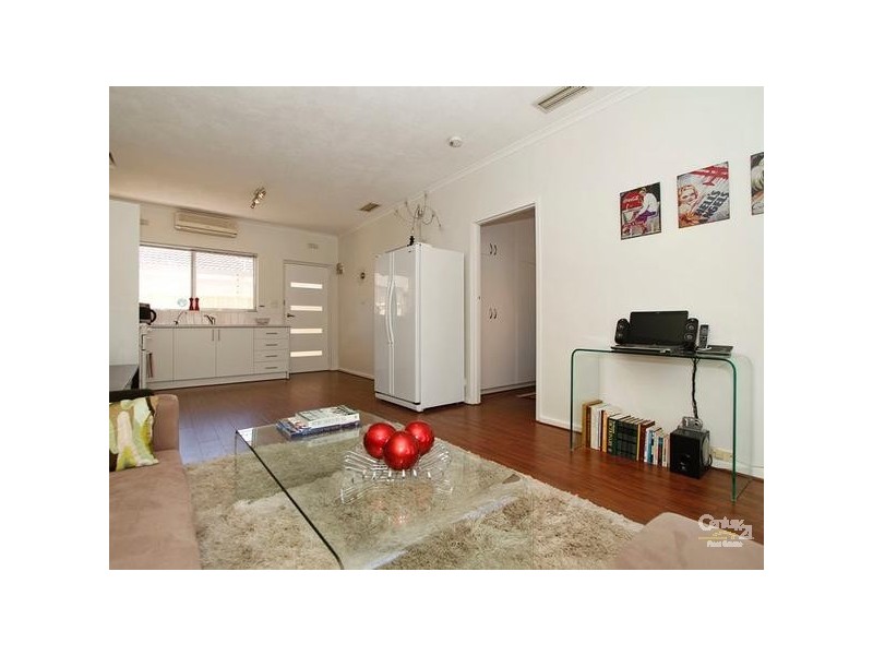 2/15 Hill Ave, Cumberland Park SA 5041