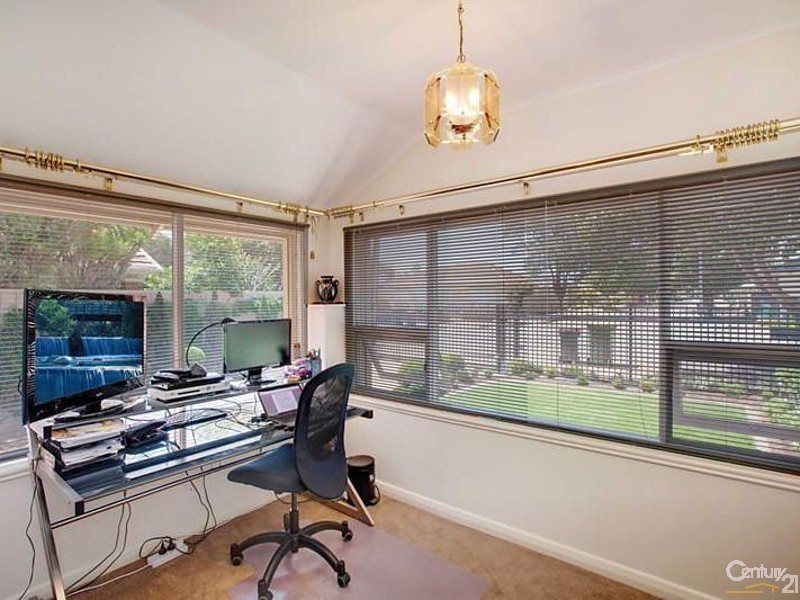 8  Oraston Avenue, Brighton SA 5048