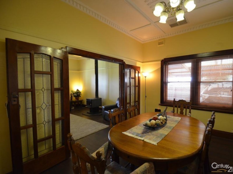 2 Crozier Tce, Oaklands Park SA 5046