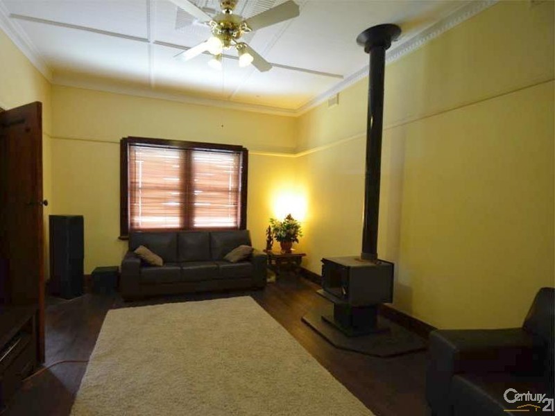 2 Crozier Tce, Oaklands Park SA 5046