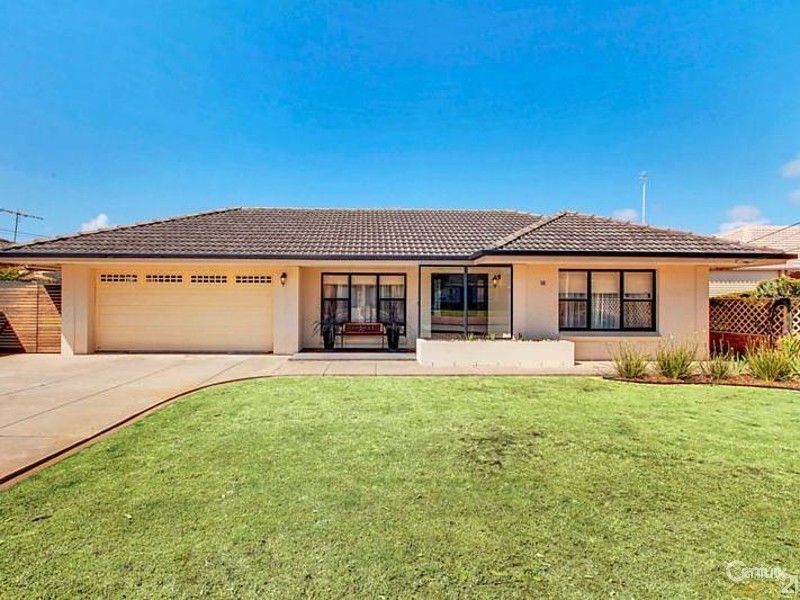38 Richardson Avenue, Glenelg North SA 5045