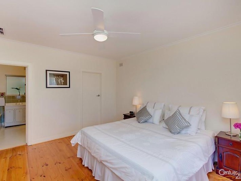 38 Richardson Avenue, Glenelg North SA 5045