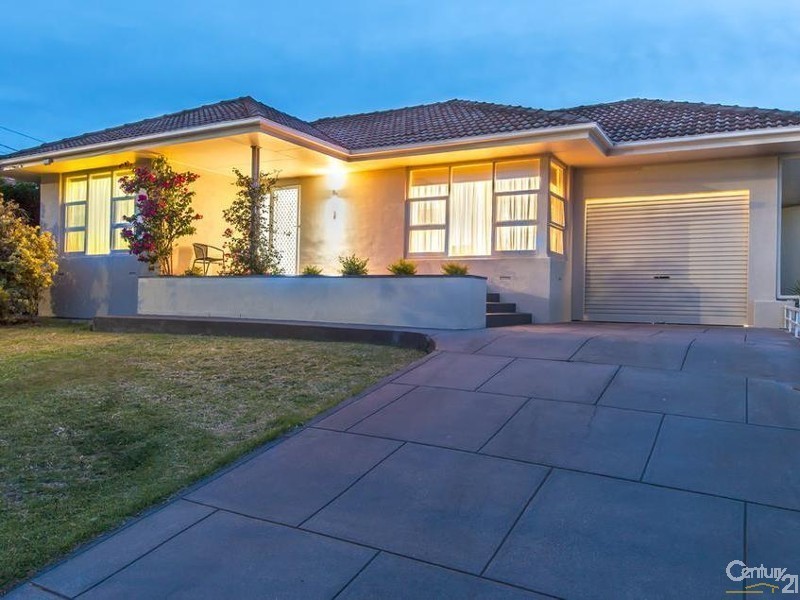 9 Mann Street, Seacliff Park SA 5049