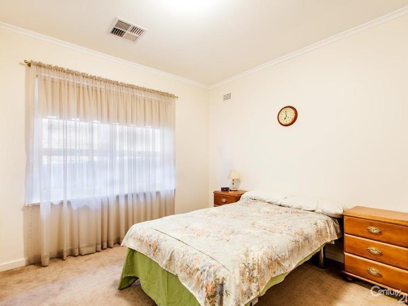 9 Mann Street, Seacliff Park SA 5049
