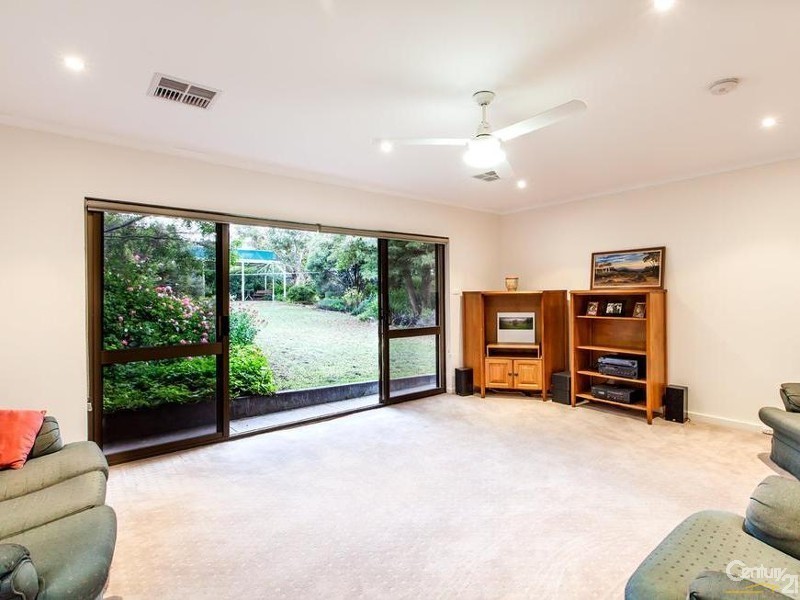 9 Mann Street, Seacliff Park SA 5049