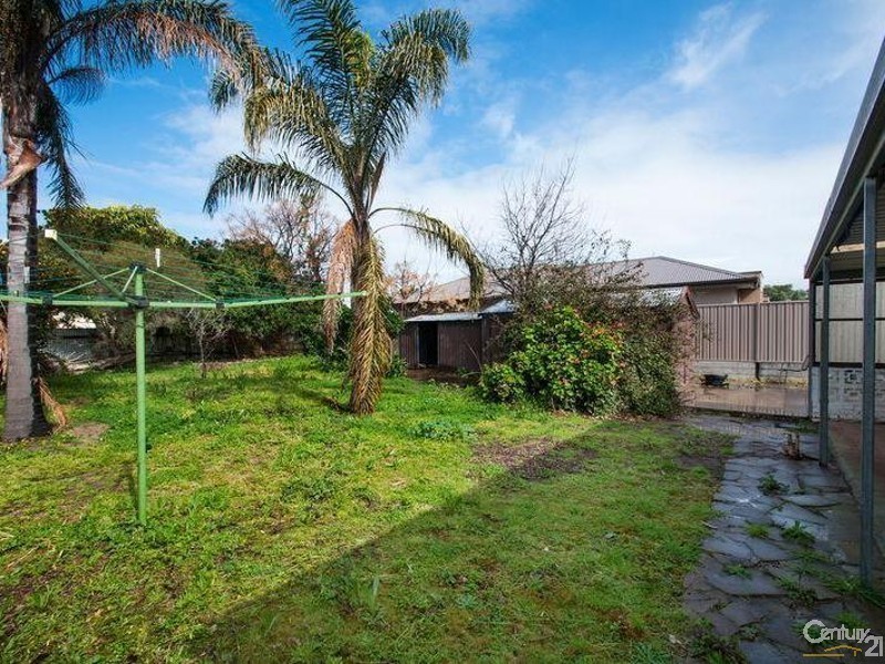 121 Sturt Road, Dover Gardens SA 5048