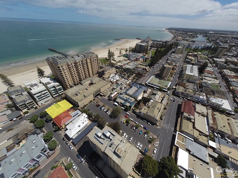 3 St Johns Row, Glenelg SA 5045