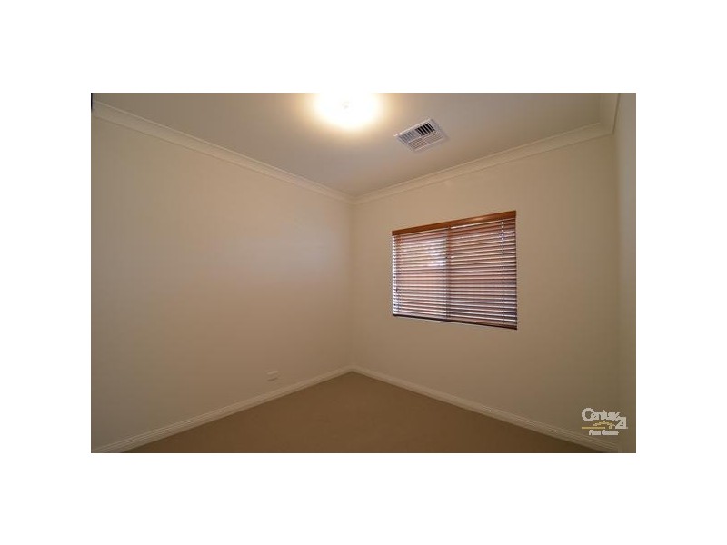 7 Ross Street    formerly PITT ST, Seacombe Gardens SA 5047