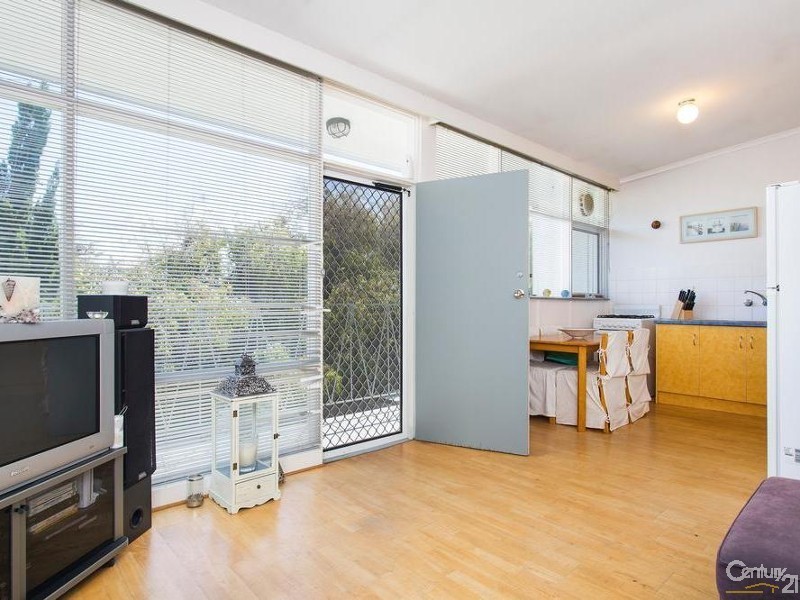 8/2 Crosby Street, South Brighton SA 5048