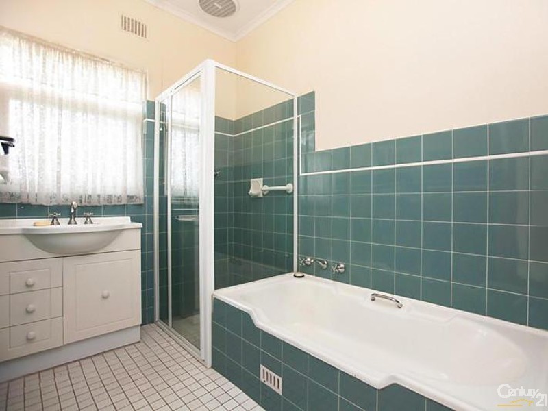 1 Ralph Street, Sturt SA 5047