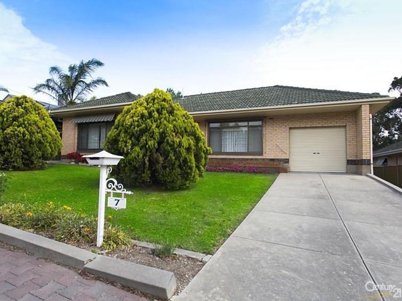 7 Barwell Avenue, Seacliff SA 5049