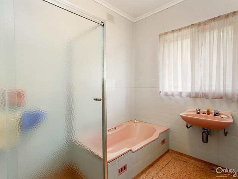 7 Barwell Avenue, Seacliff SA 5049