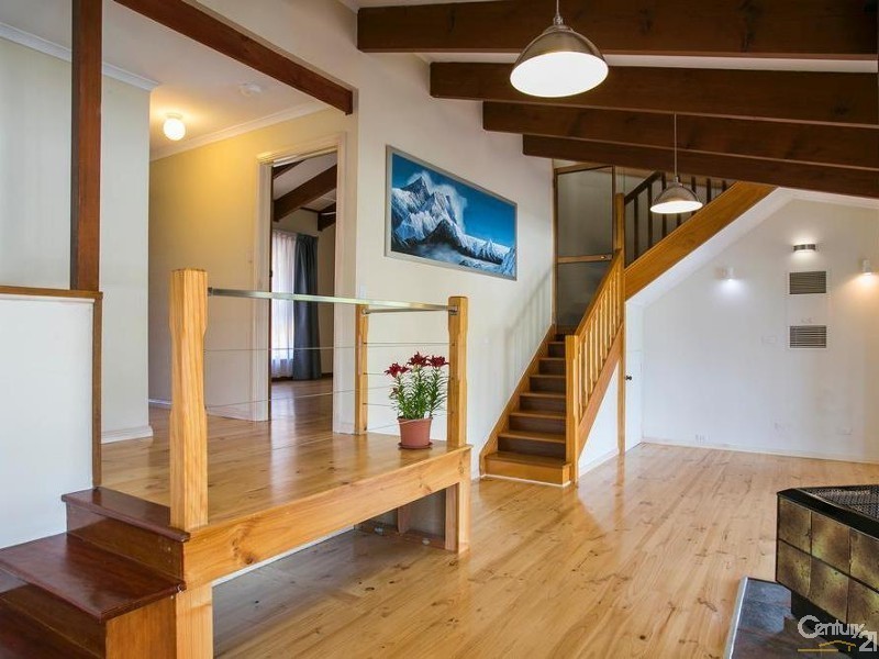 17 Wandana Avenue, Seaview Downs SA 5049