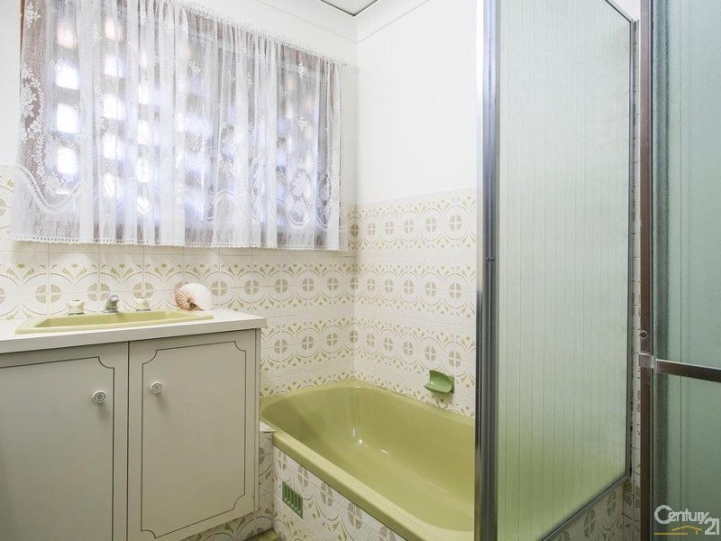 17 Wandana Avenue, Seaview Downs SA 5049