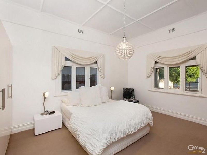 2 Marlborough Street, Brighton SA 5048