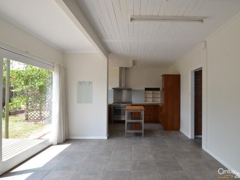 16 Marlborough Street, Brighton SA 5048