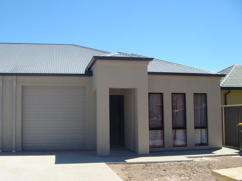14 Andrew Ave, Marion SA 5043