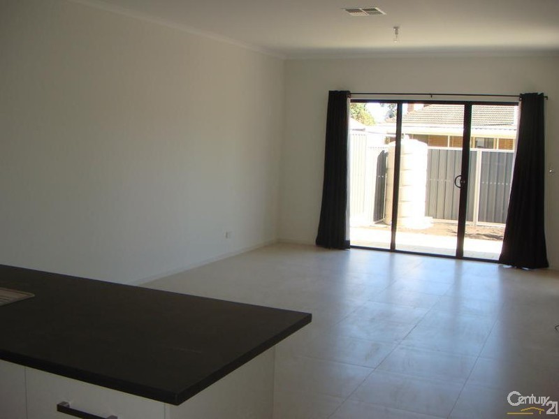 14 Andrew Ave, Marion SA 5043