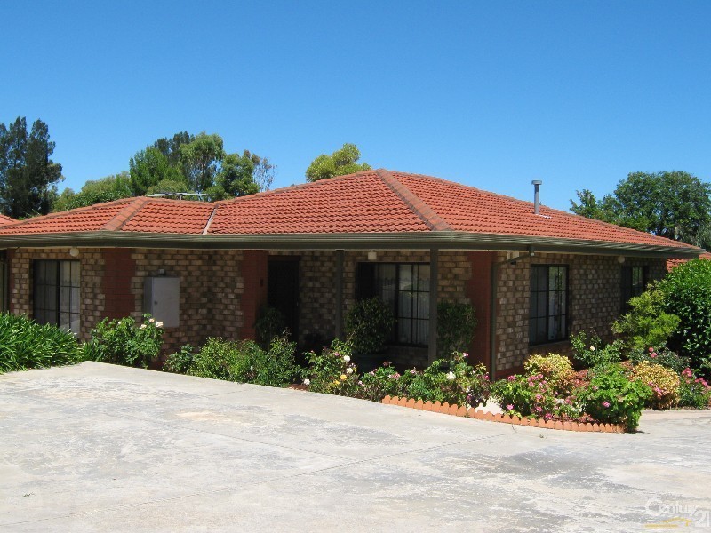 1/2 Gilbertson Rd, Seacliff Park SA 5049